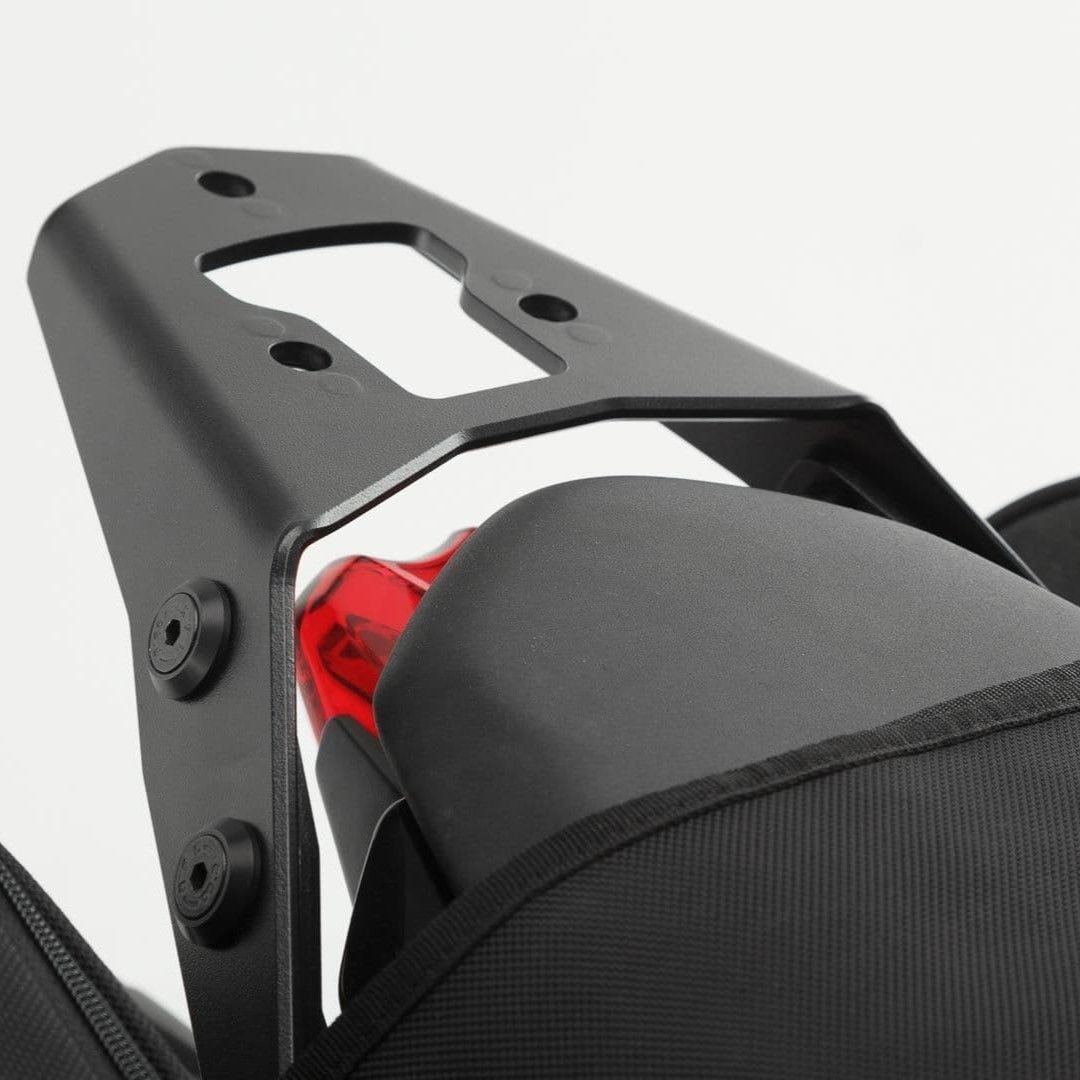 Arka Çanta Demi̇ri̇ Triumph Street Triple (12-16)  Gpt.11.283.15000/b