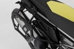 Yan Çanta Demi̇ri̇ Aprilia Tuareg 660 (21-)  Kft.13.849.30000